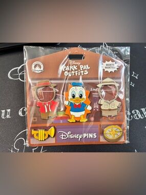 Disney Donald Duck Park Pal Pin Set
